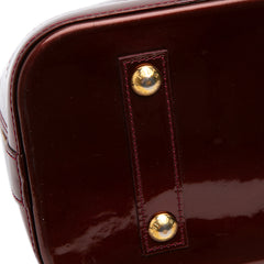 Monogram Vernis Alma PM
