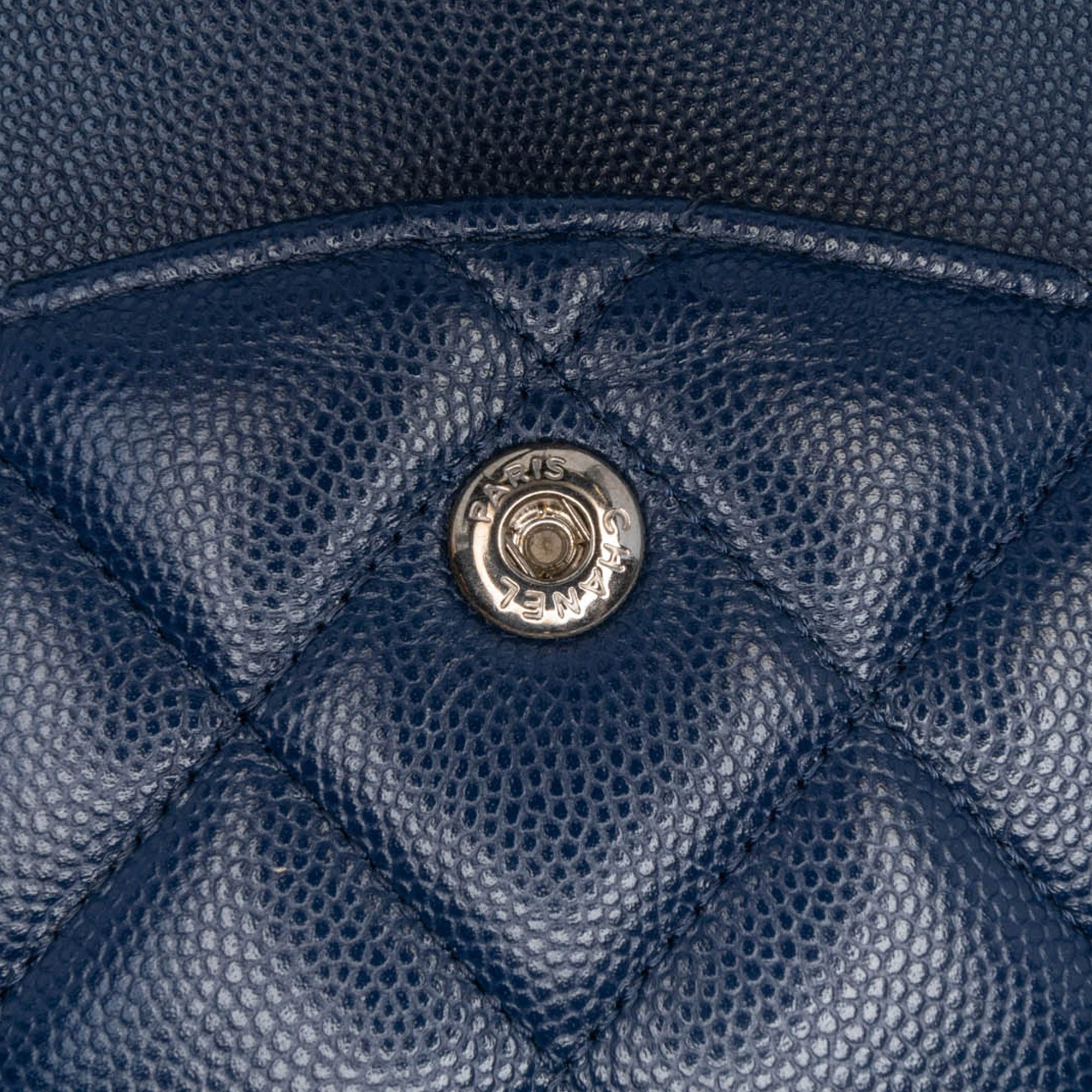 Jumbo Classic Caviar Double Flap