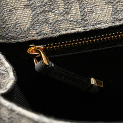Medium Oblique Canvas 30 Montaigne Bag