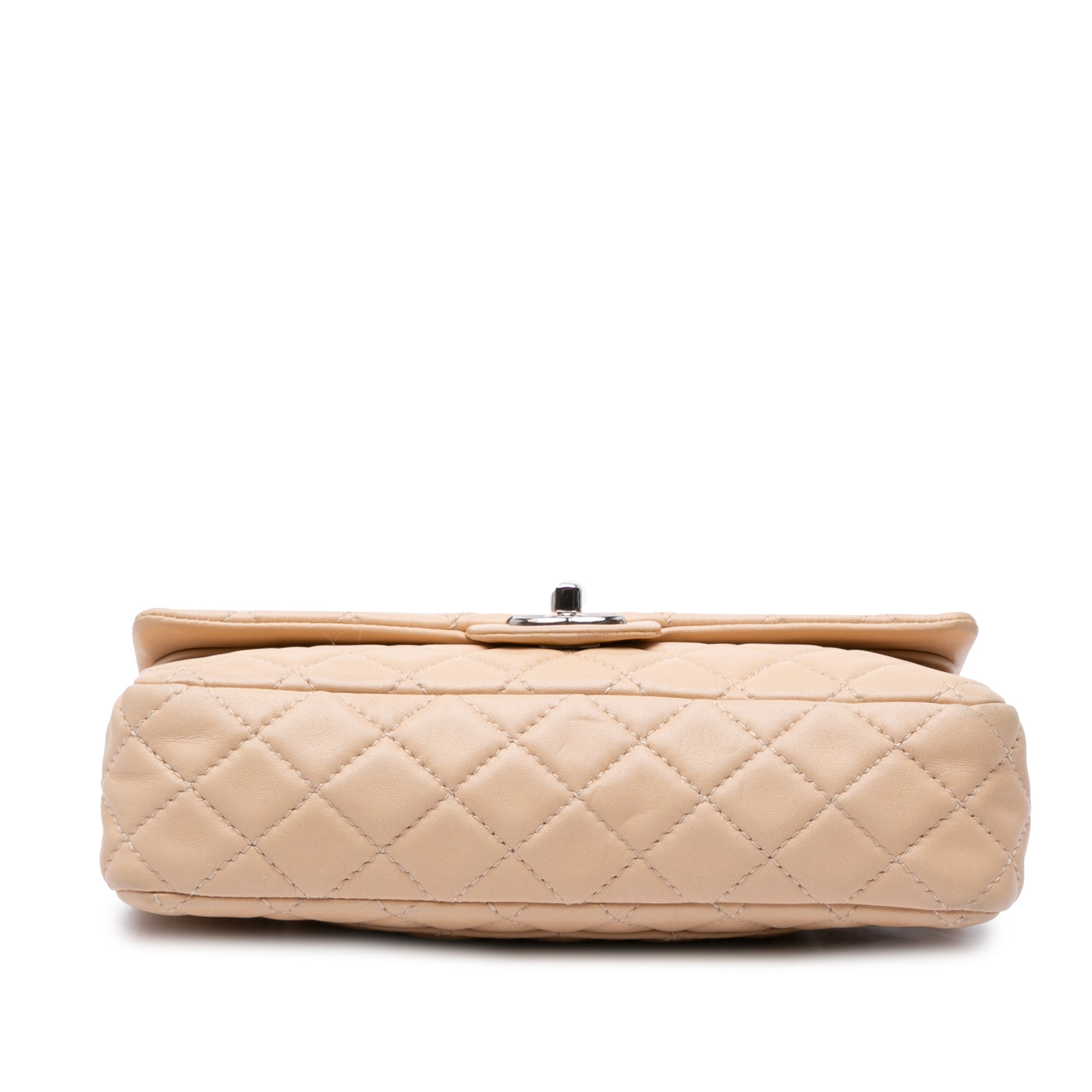 Medium Classic Lambskin Double Flap