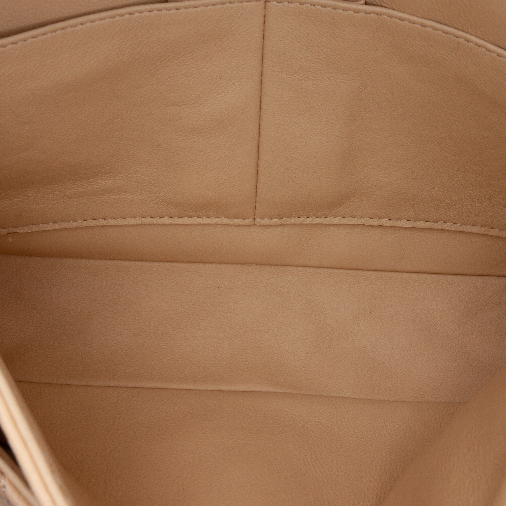 Medium Classic Lambskin Double Flap