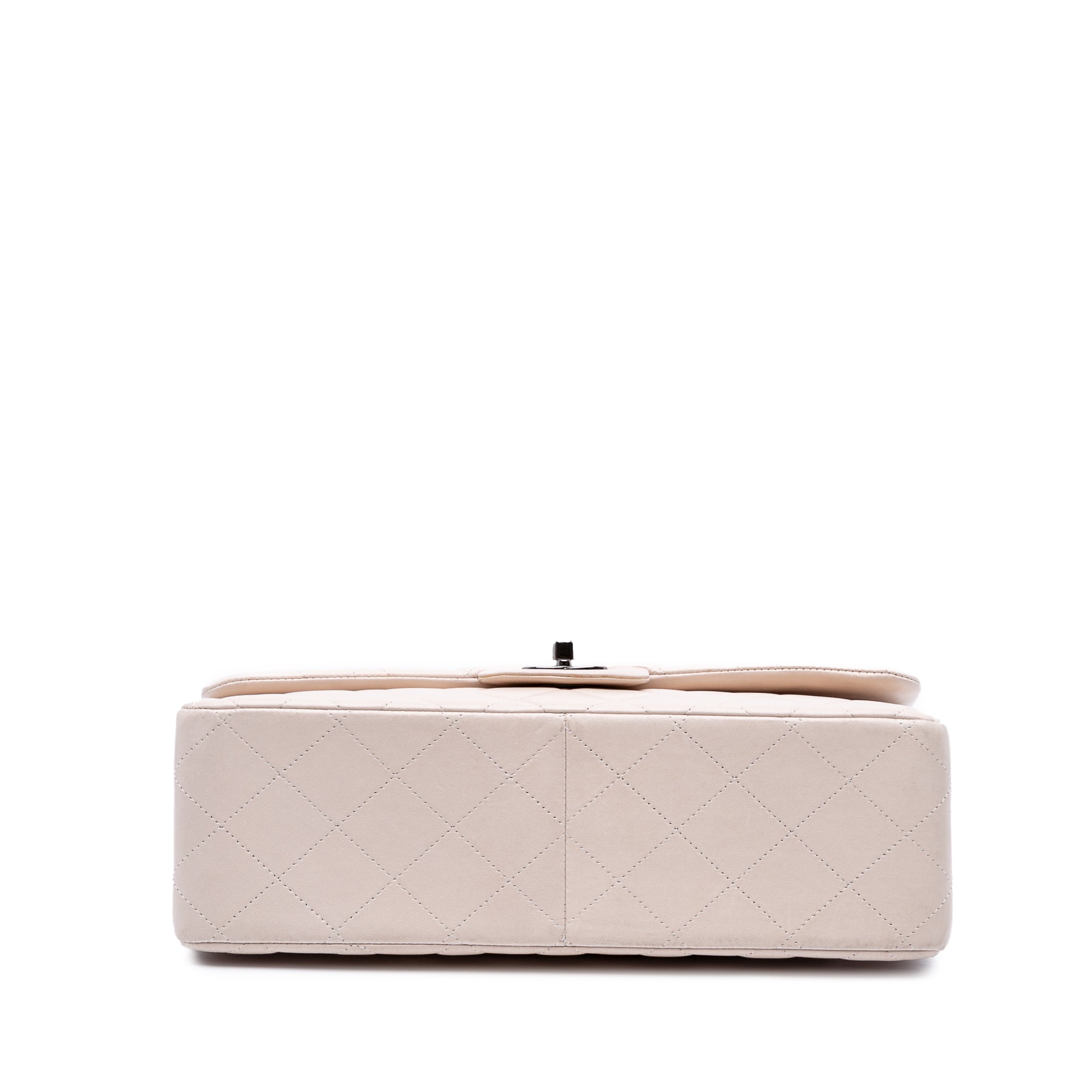 Jumbo Classic Lambskin Double Flap
