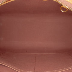 Monogram Vernis Brea MM
