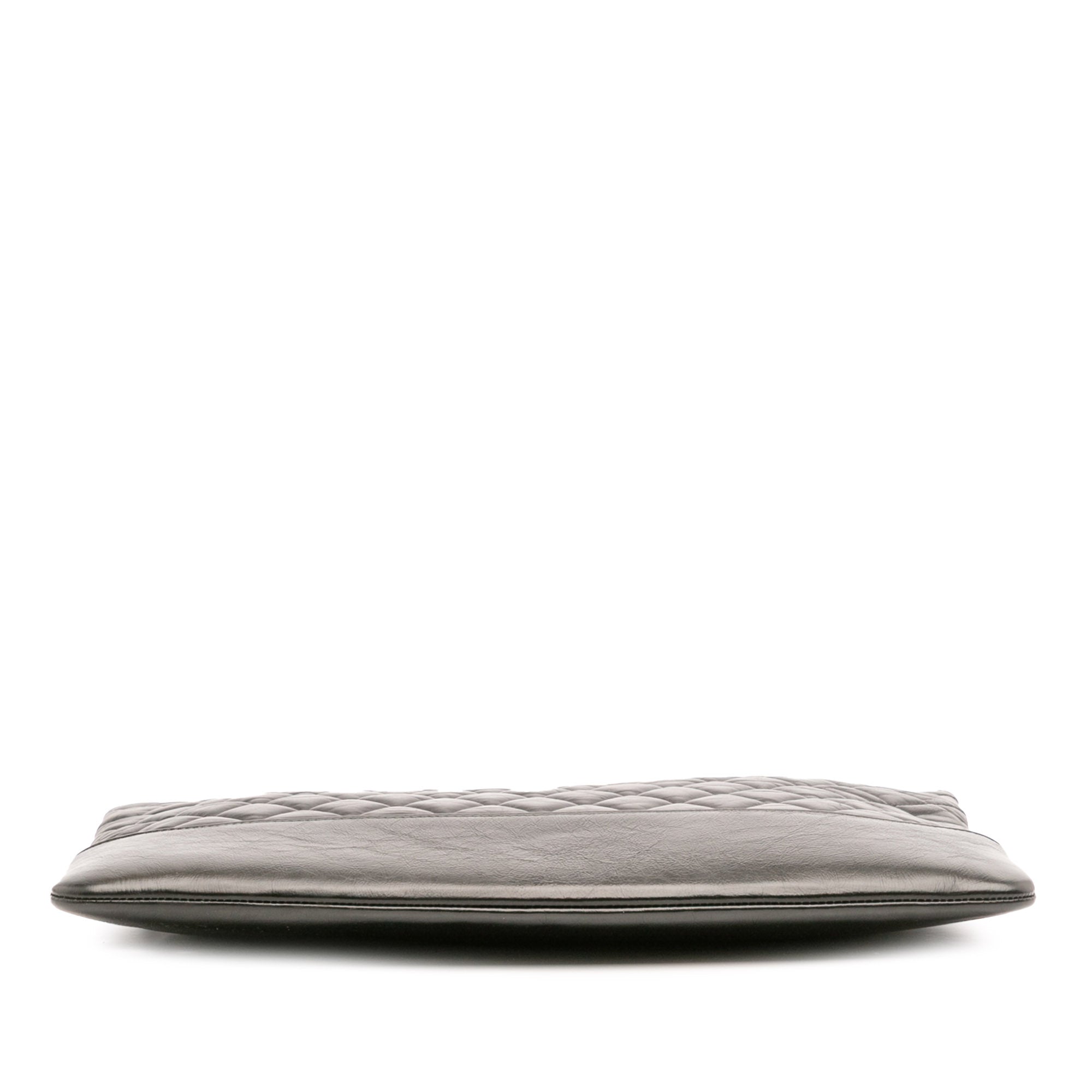 Large Aged Calfskin Gabrielle O Case Clutch