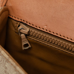 Macadam Crossbody