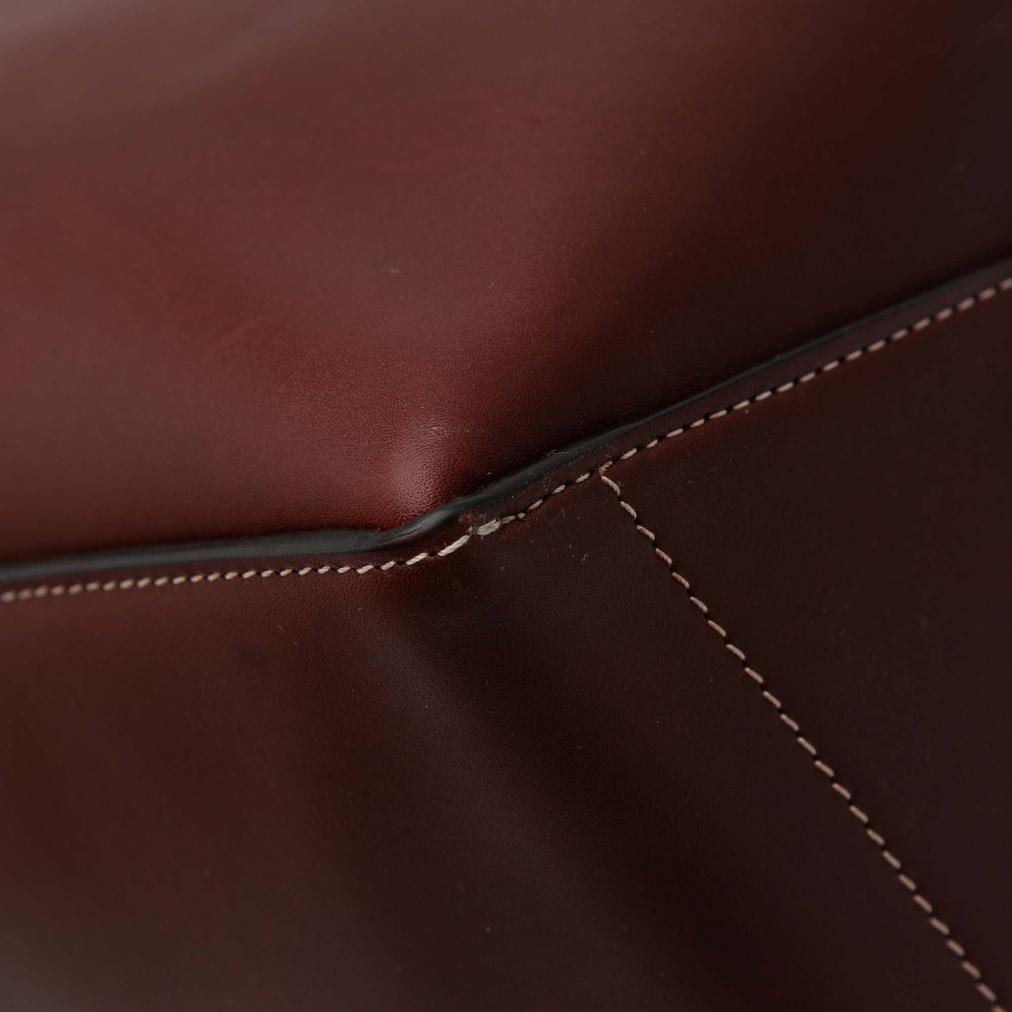 Medium Leather Seau Sangle Bucket Bag