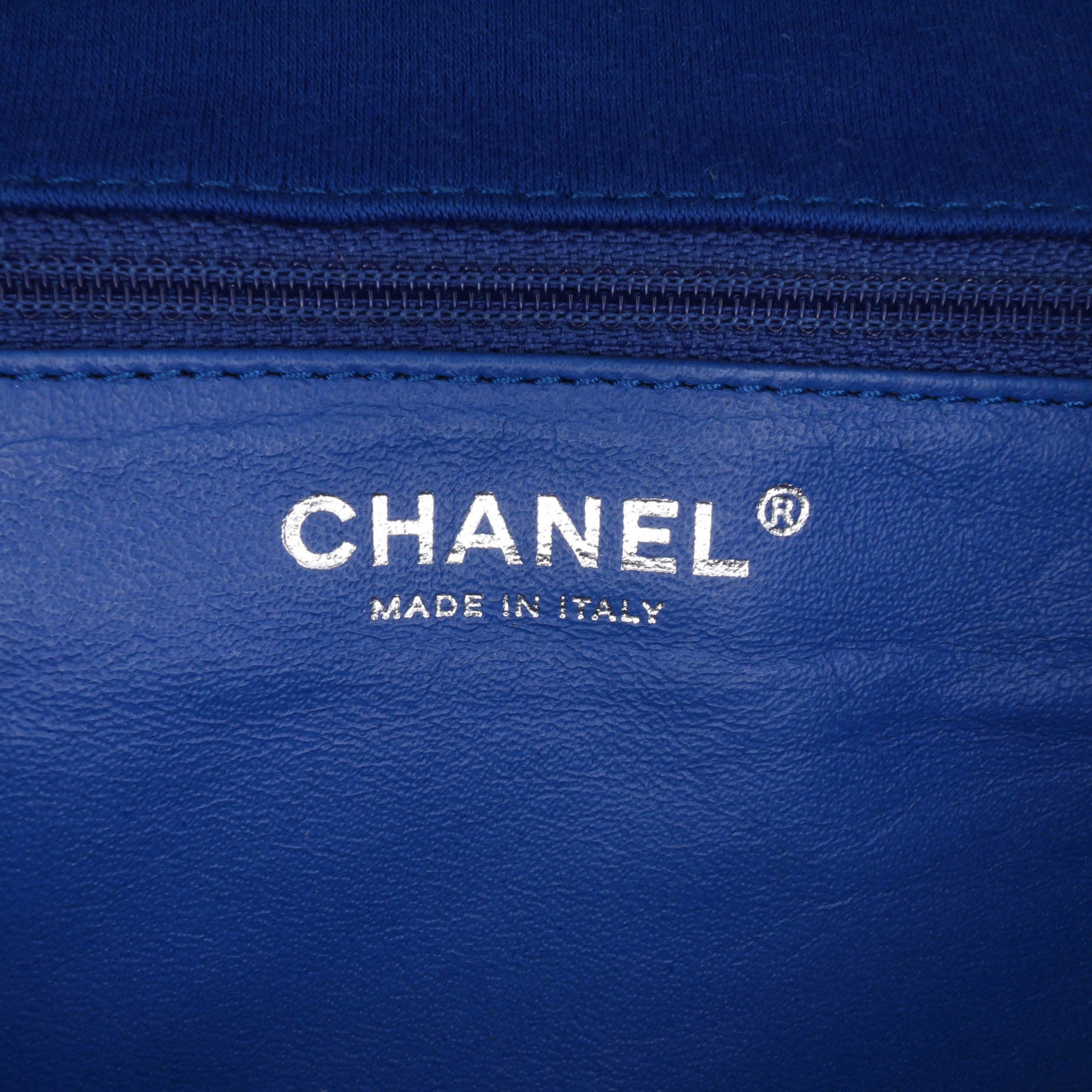 Medium Chevron Jersey Single Flap