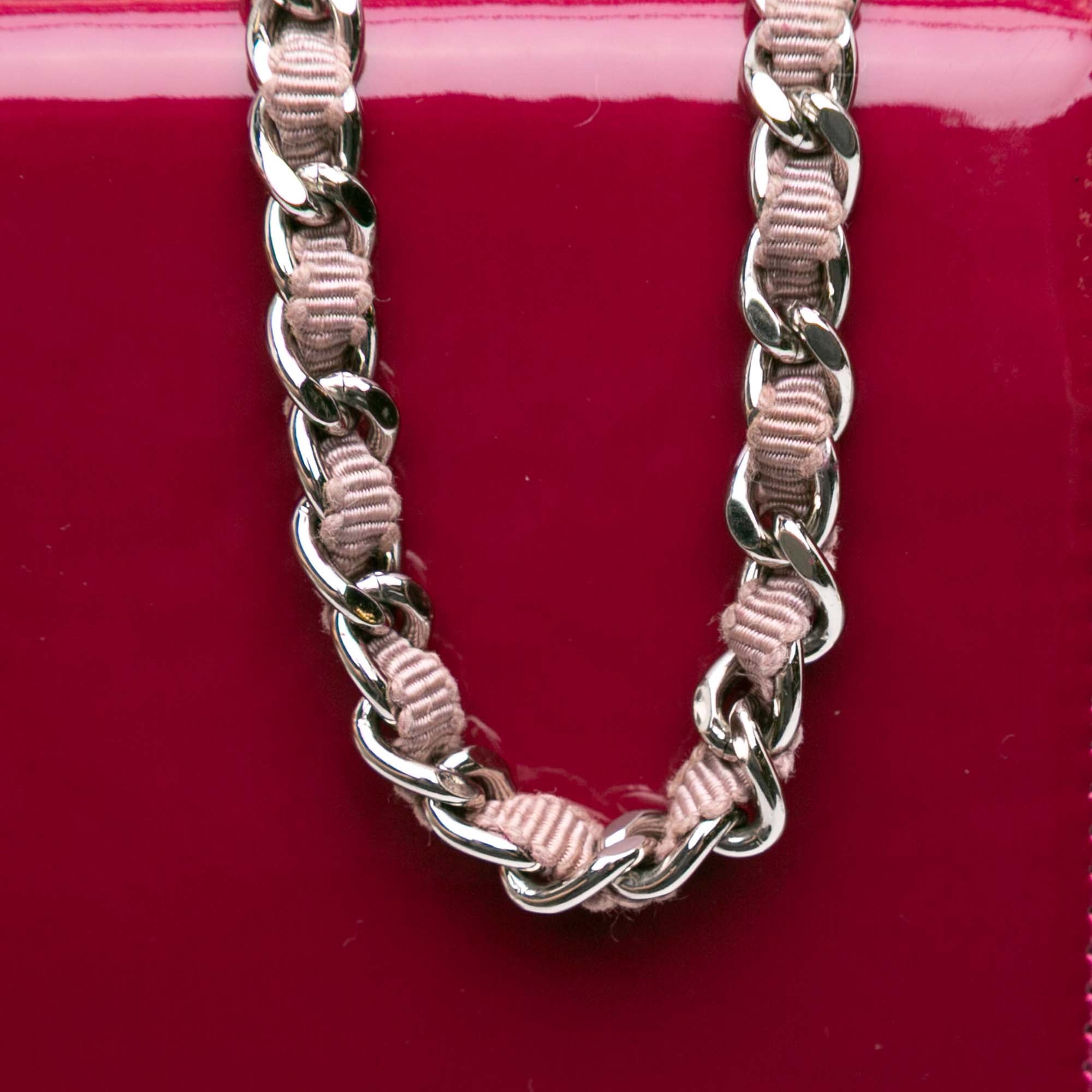 Patent CC Lipstick Wallet On Chain