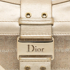 Diorissimo Street Chic Columbus Avenue Clutch_8