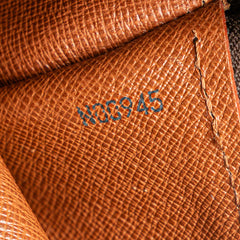 Monogram Papillon 26