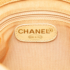 Caviar Logo Chain Shoulder Bag