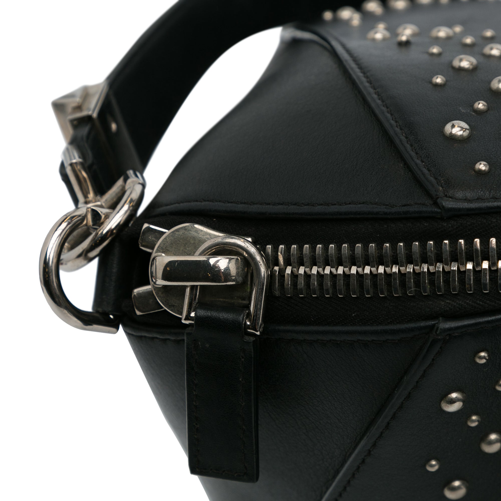 Medium Studded Leather Antigona_8