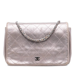 CC Quilted Metallic Lambskin Wallet On Chain