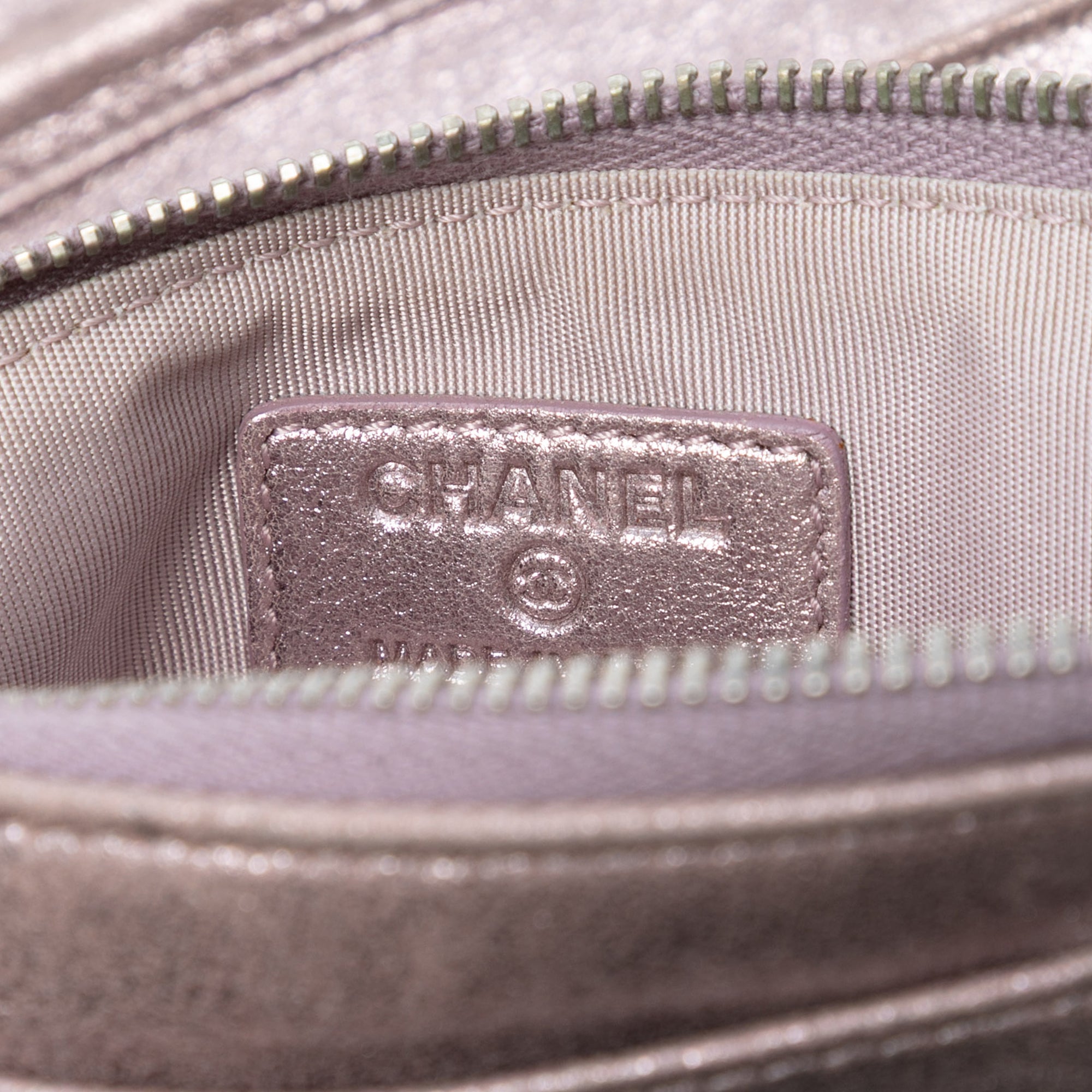 CC Quilted Metallic Lambskin Wallet On Chain