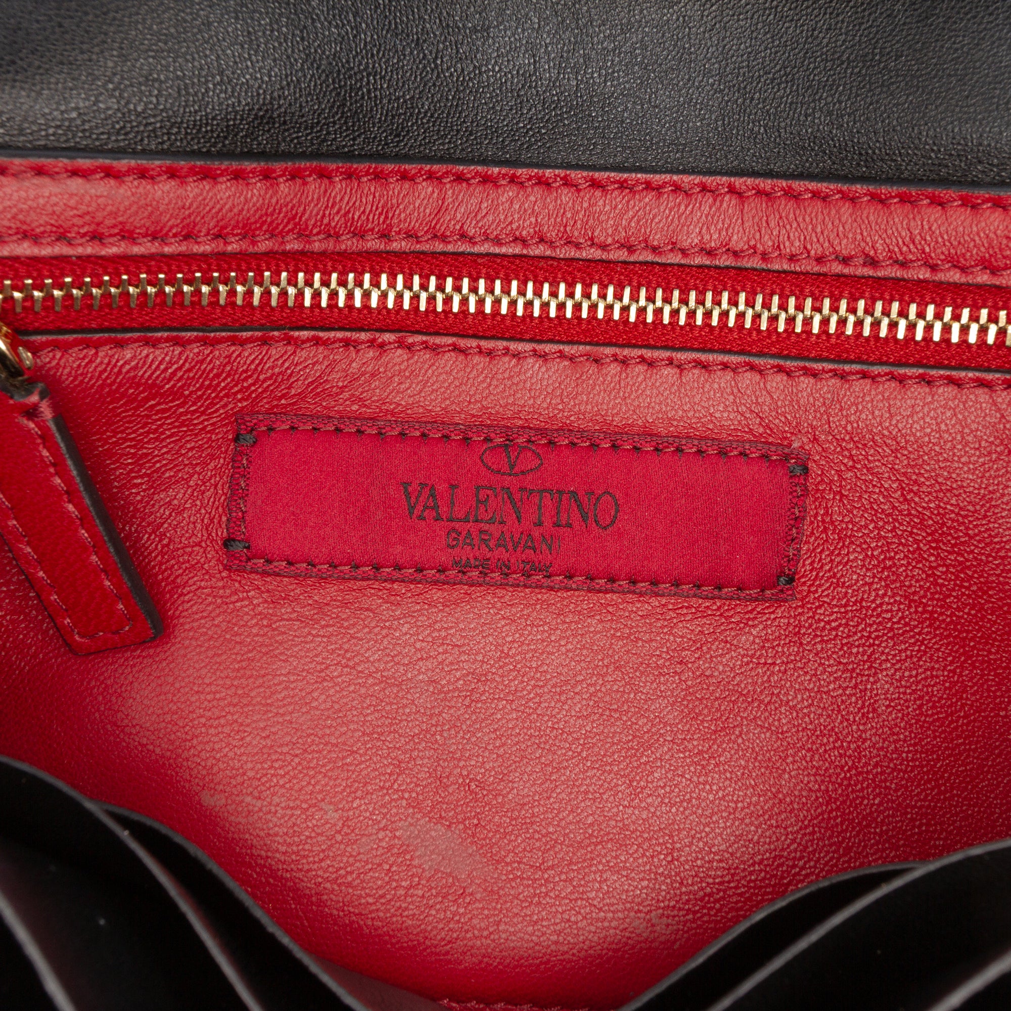 Nappa Rockstud Spike Wallet On Chain