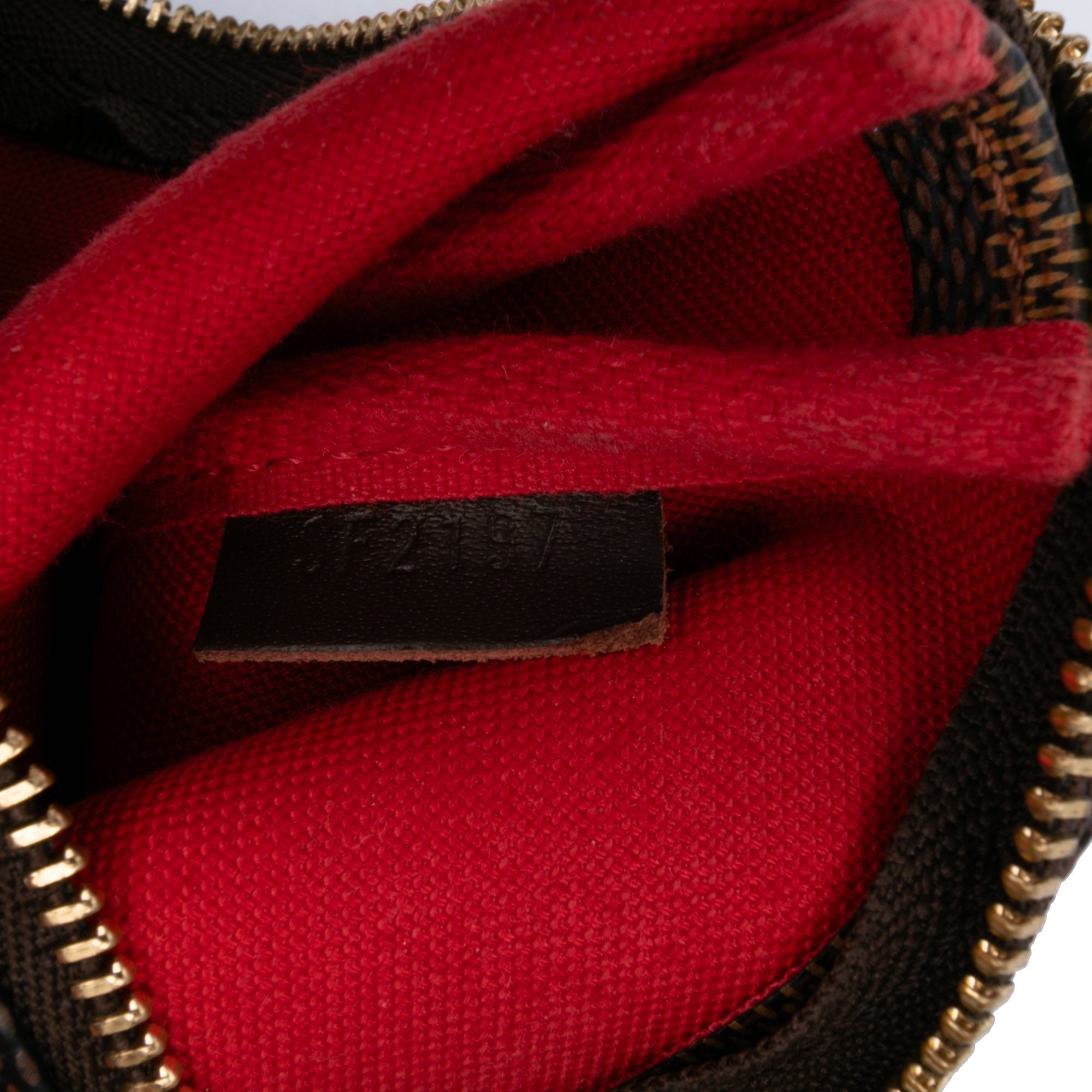 Damier Ebene Mini Pochette Accessoires