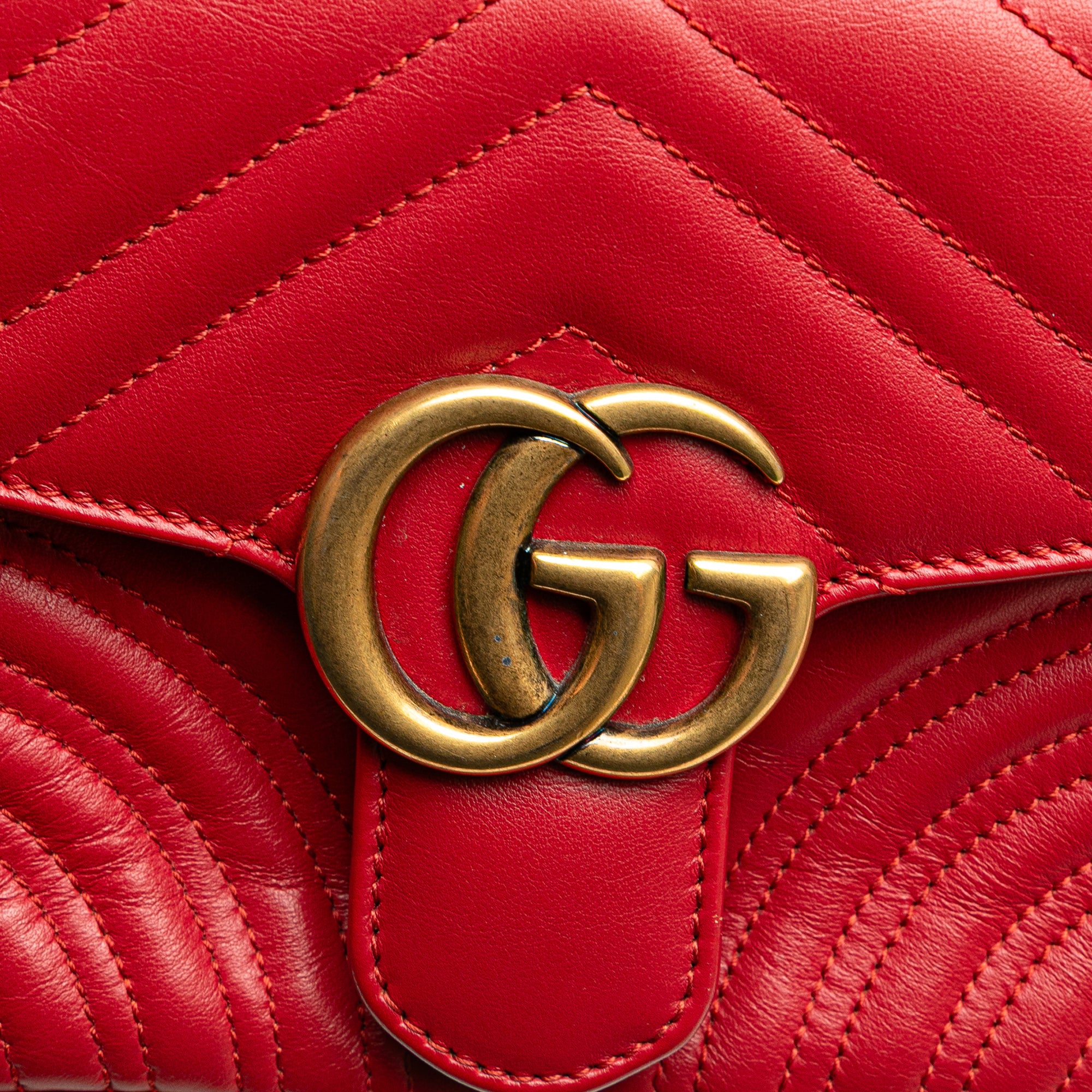 Mini GG Marmont Matelasse Leather Top Handle Bag