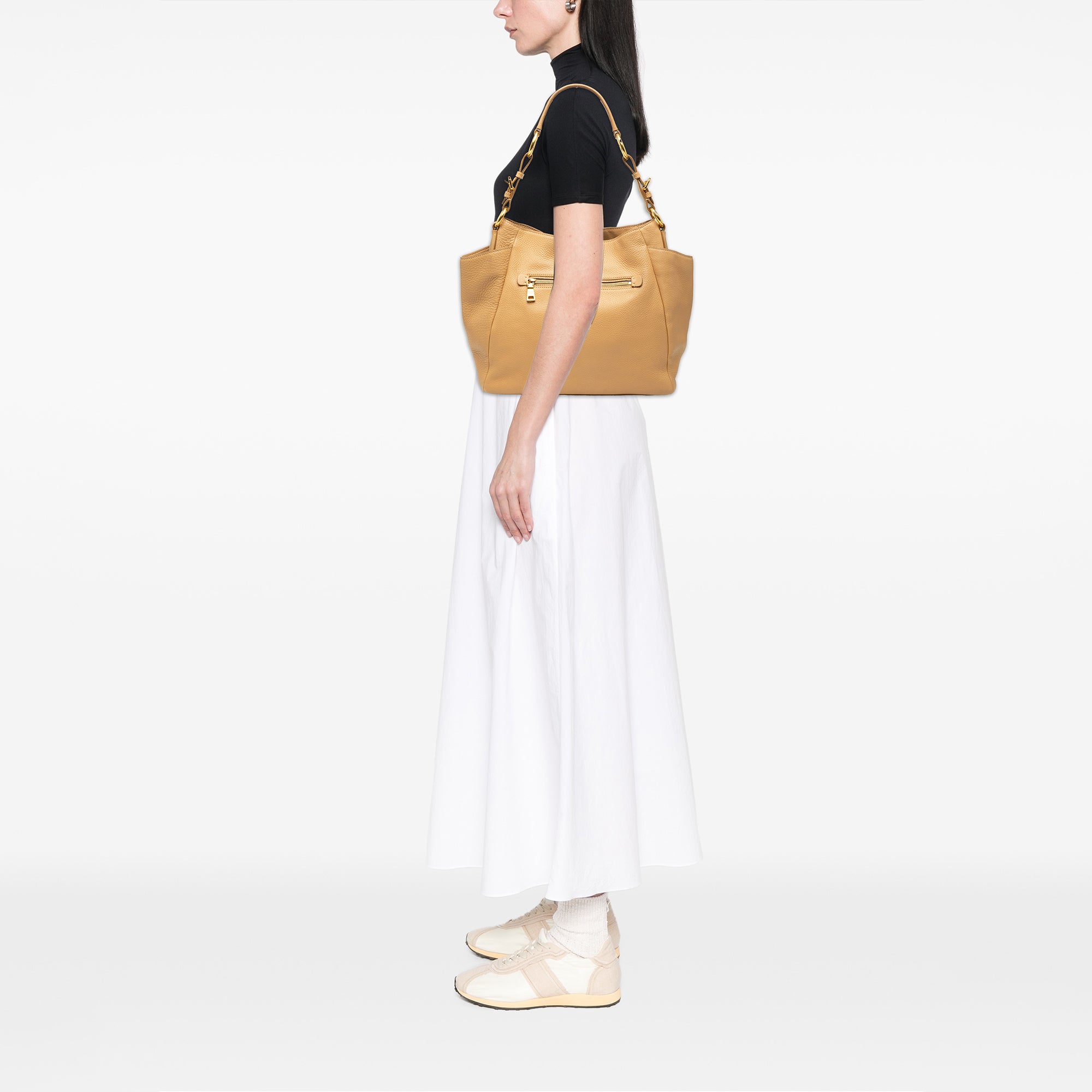 Vitello Daino Front Zip Hobo