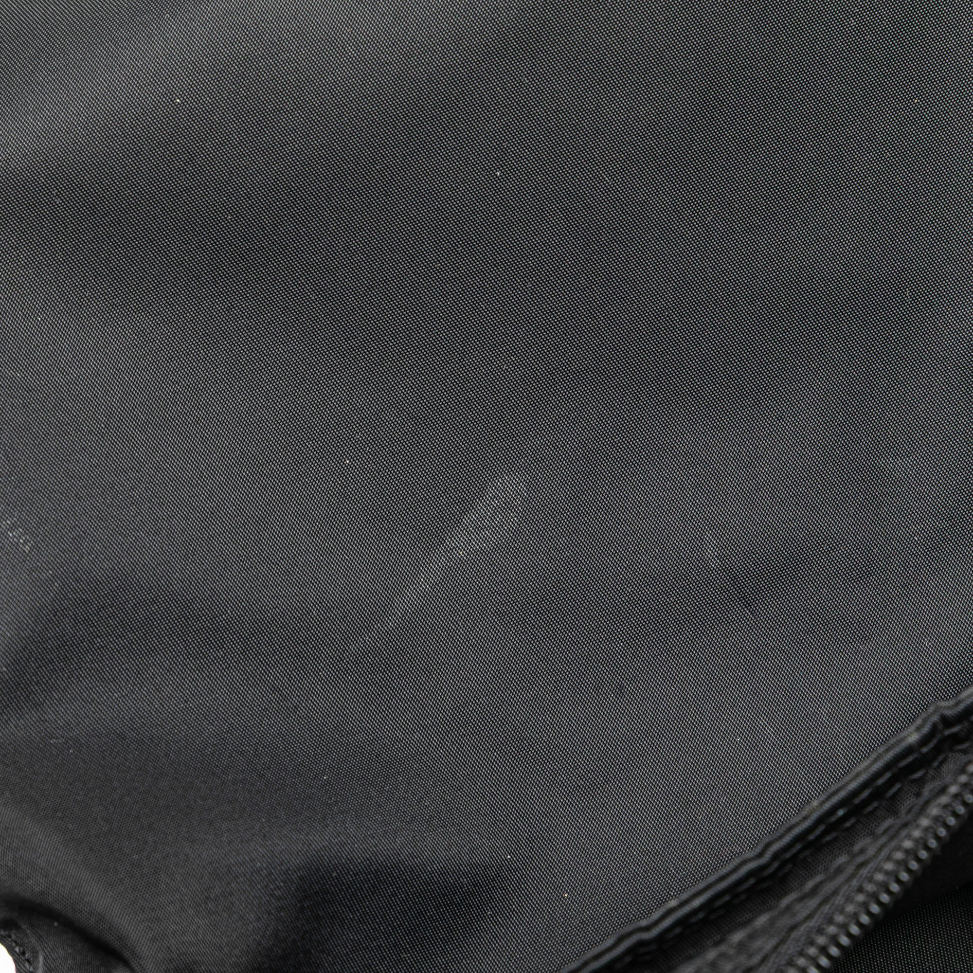 Tessuto Zip Top Crossbody