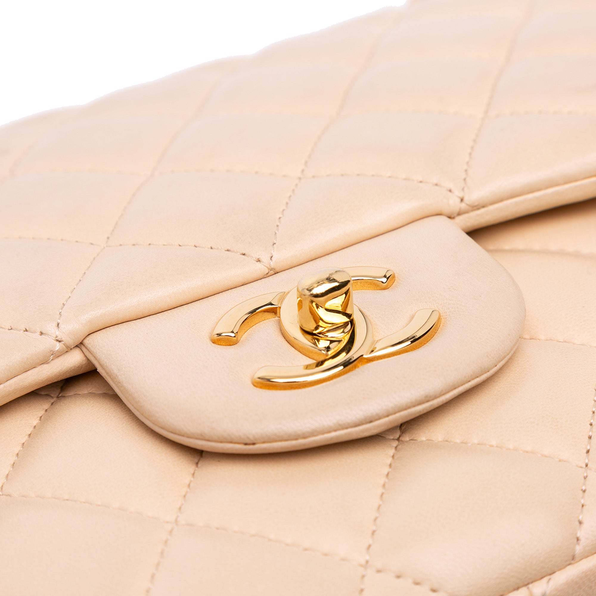 Jumbo Classic Lambskin Double Flap