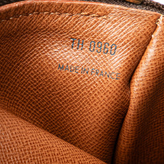 Monogram Papillon 26
