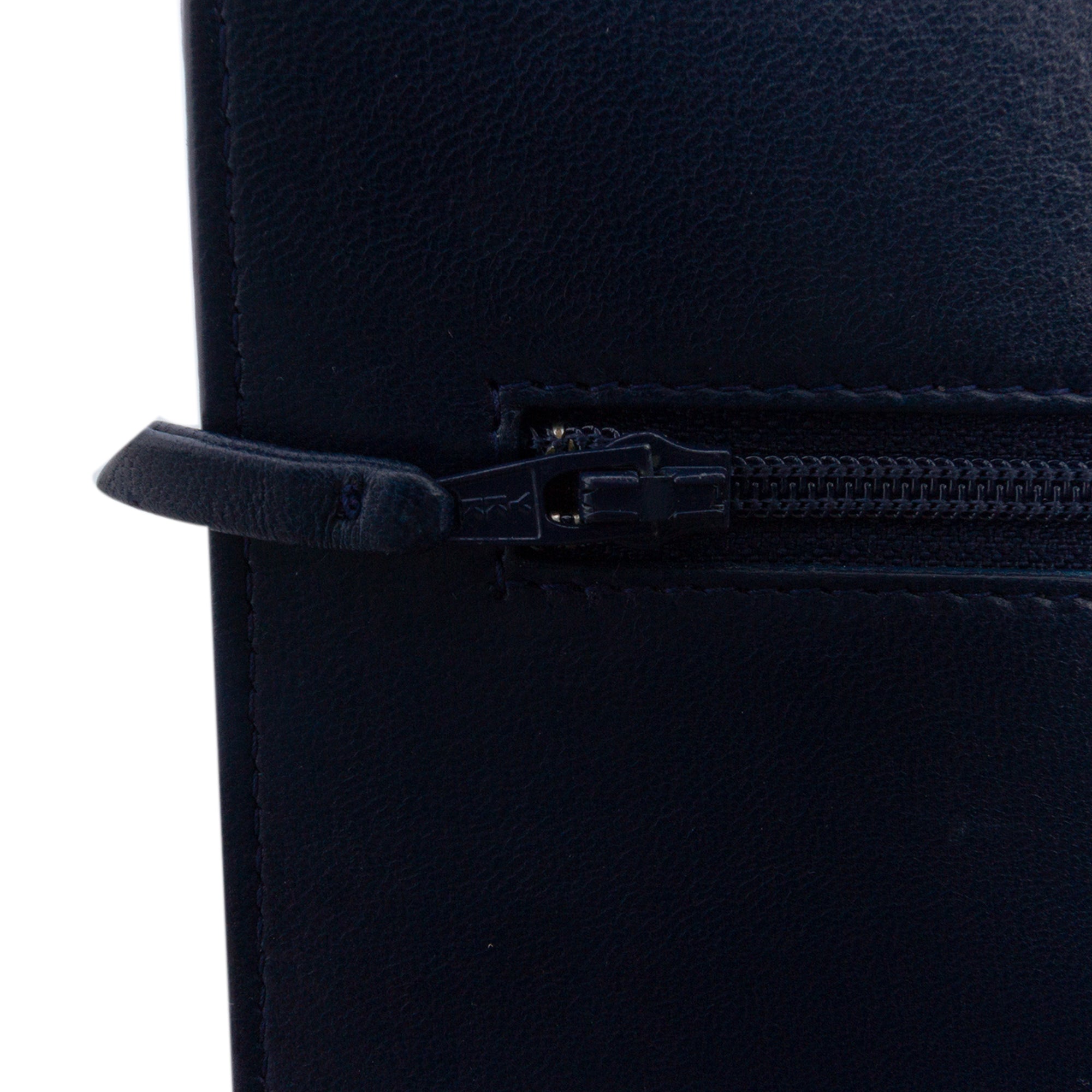 Lambskin Trendy CC Wallet On Chain