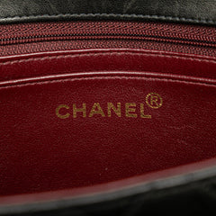 Medium Classic Lambskin Kelly Flap