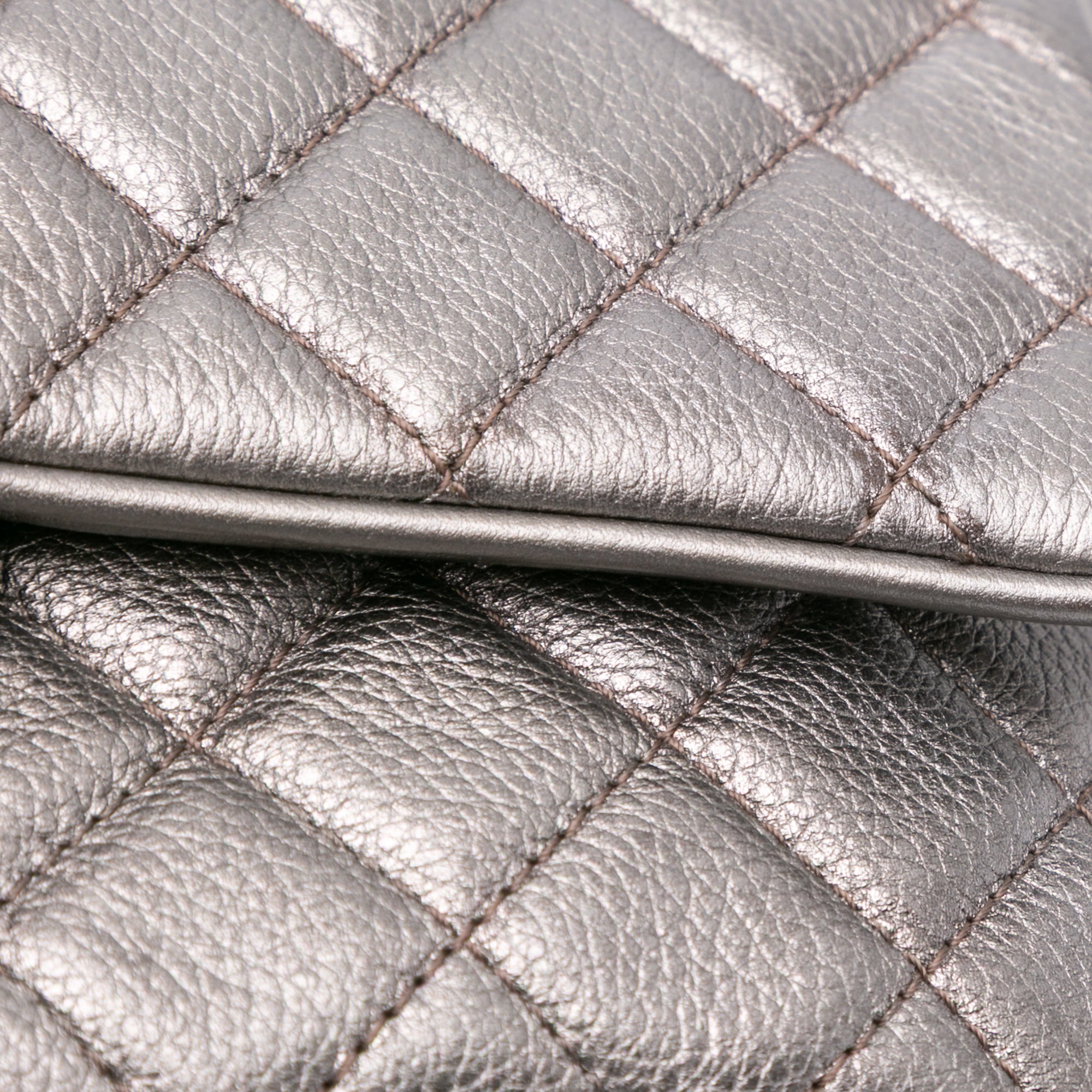Medium Metallic Quilted Caviar Casual Rock Flap