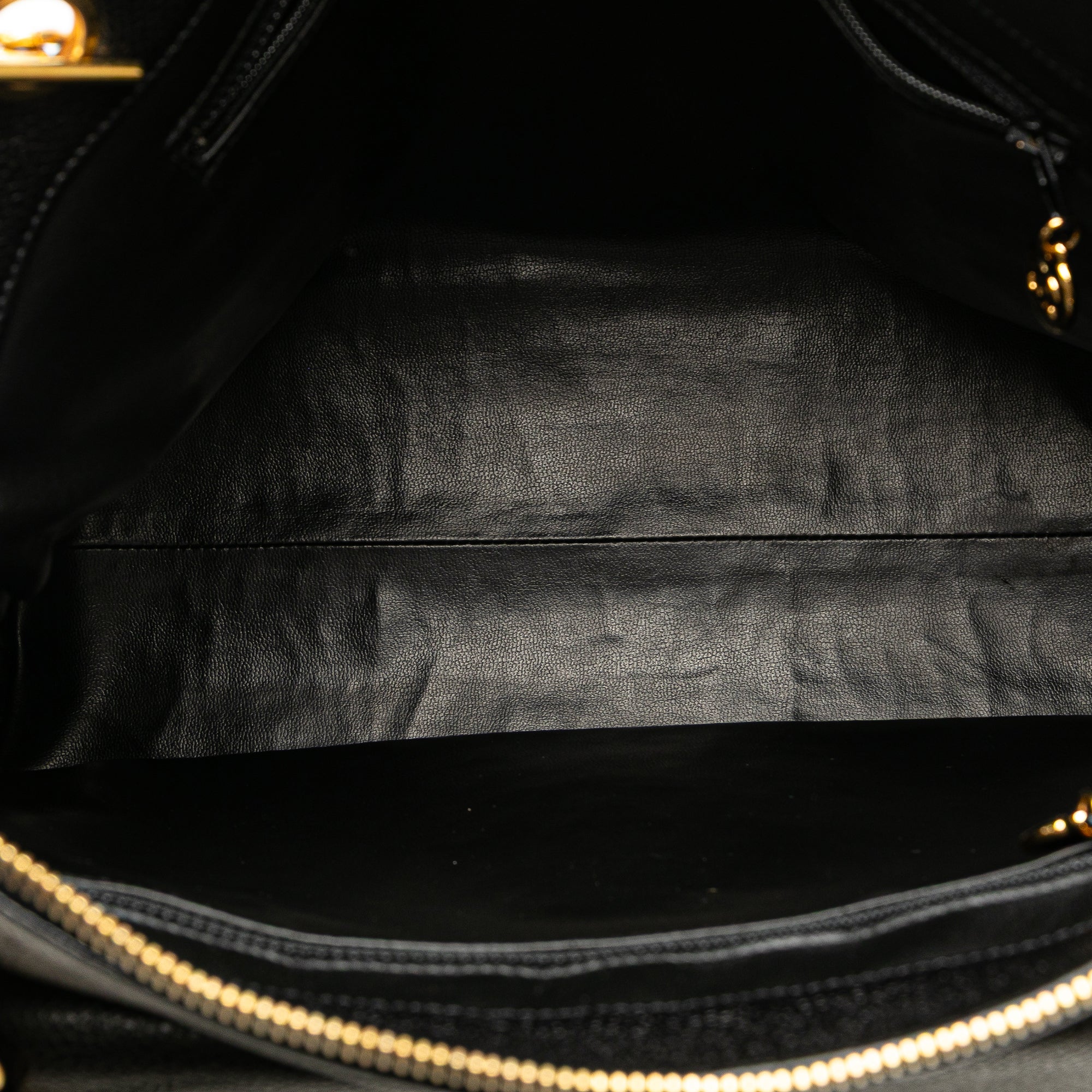 Caviar Front Pocket Chain Tote