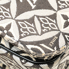 Since 1854 Pochette Metis