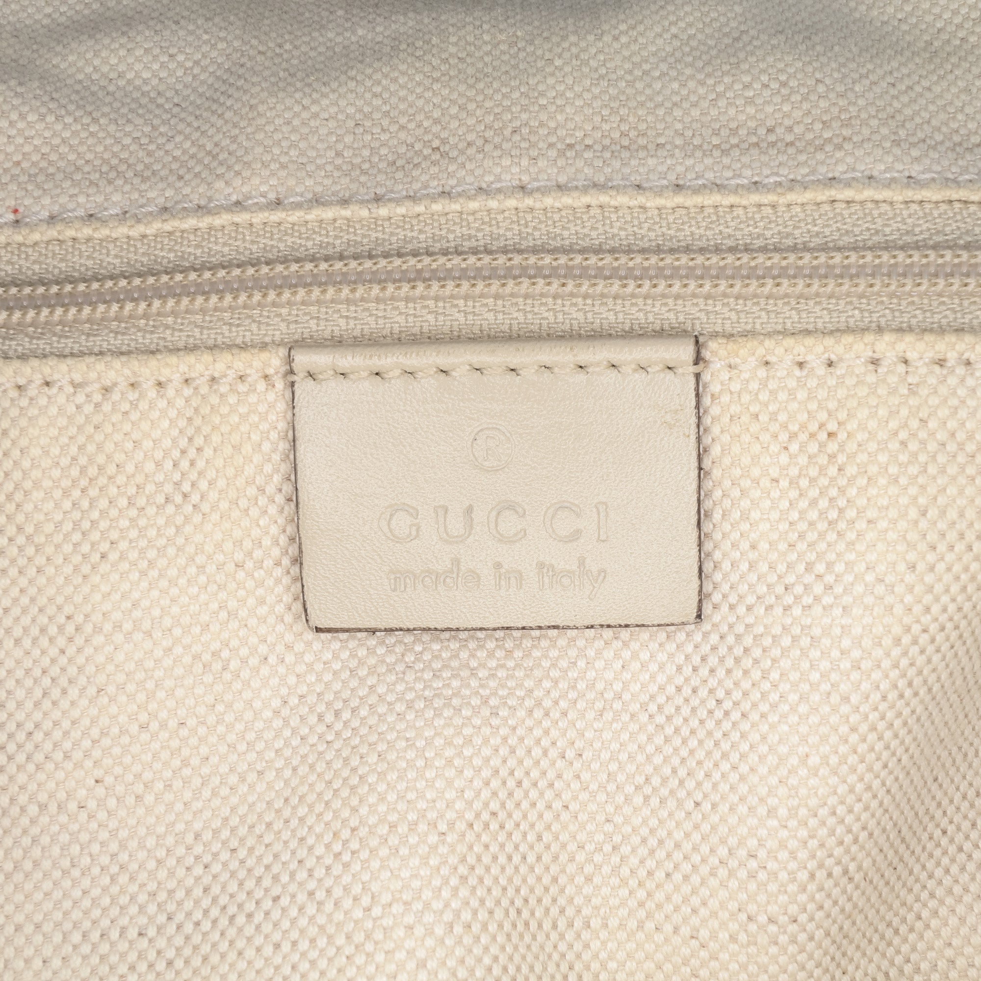 Medium GG Canvas Sukey Tote