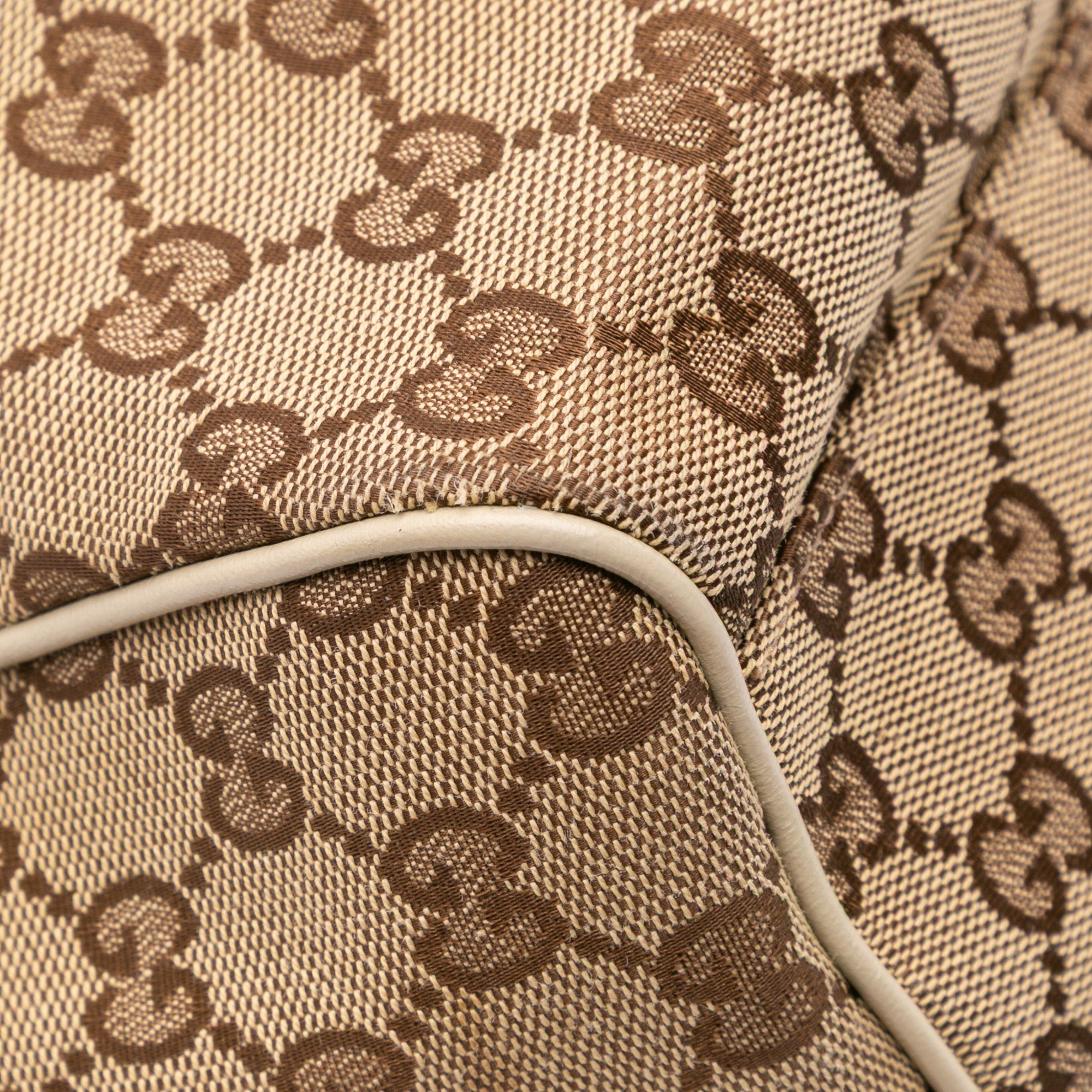 Medium GG Canvas Sukey Tote