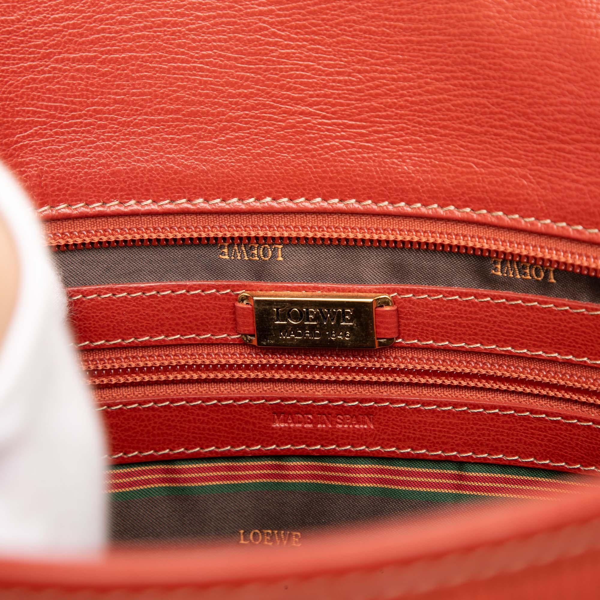 Leather Velazquez Twist Shoulder Bag