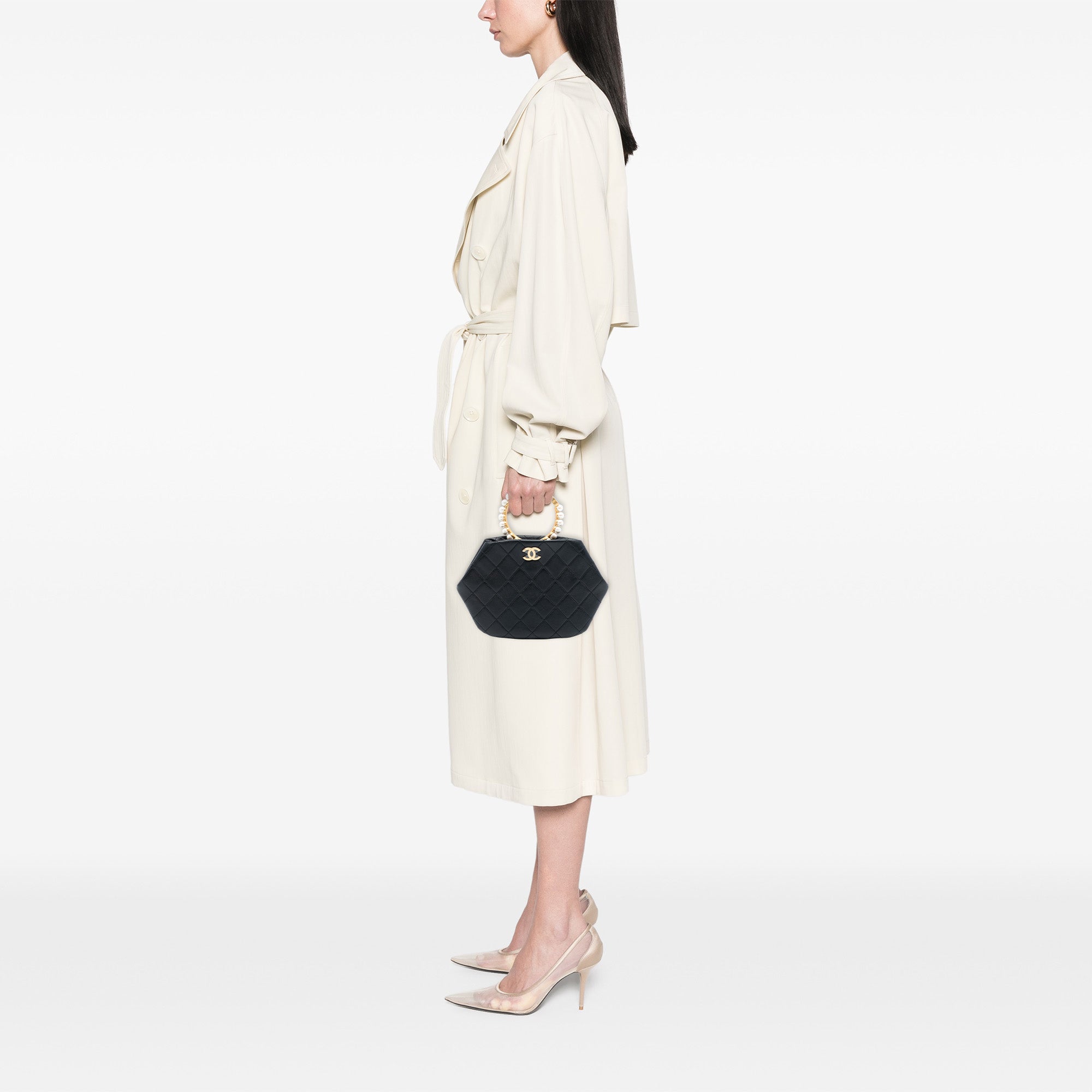 Quilted Lambskin Pearl Crown Handle Clutch