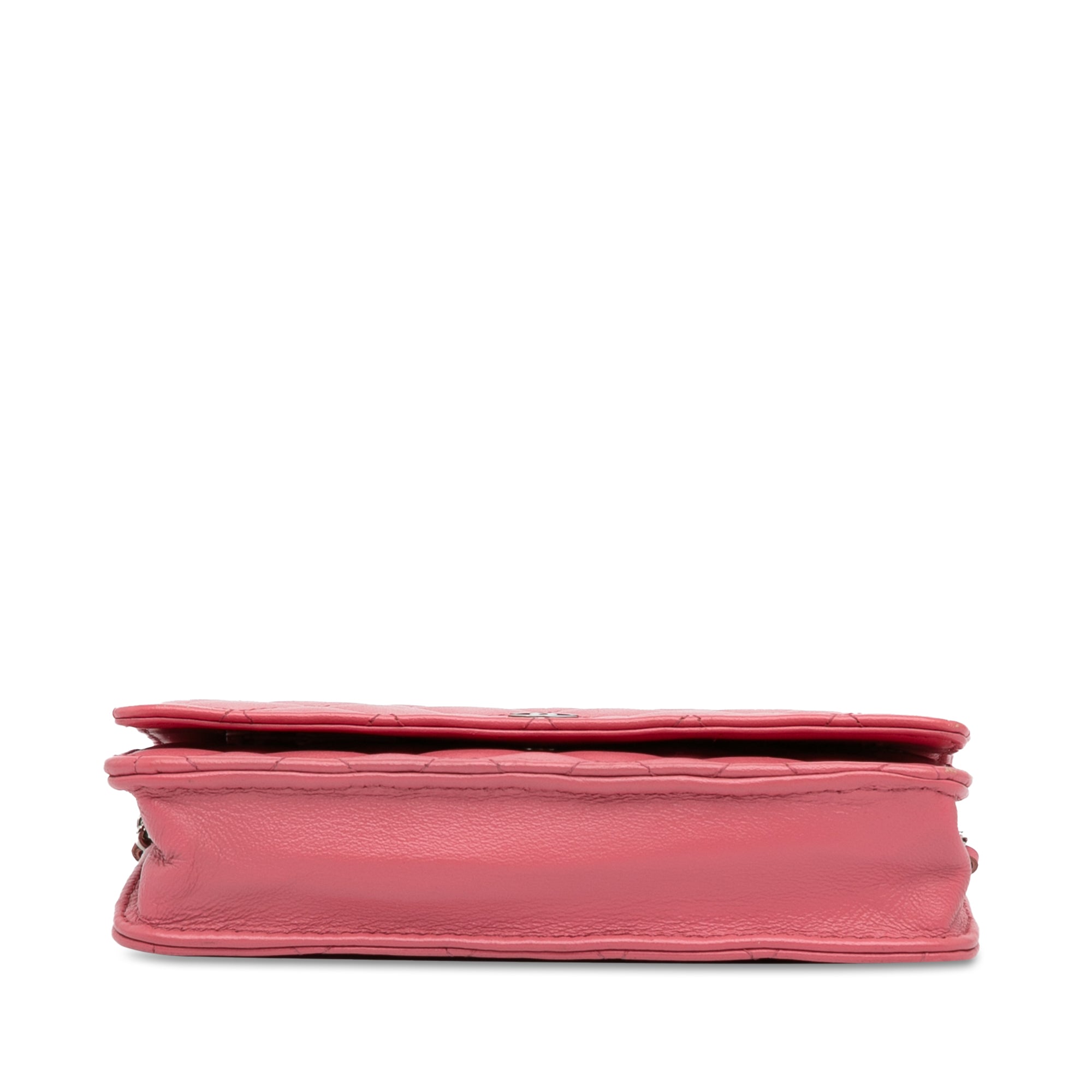 Classic Lambskin Wallet on Chain