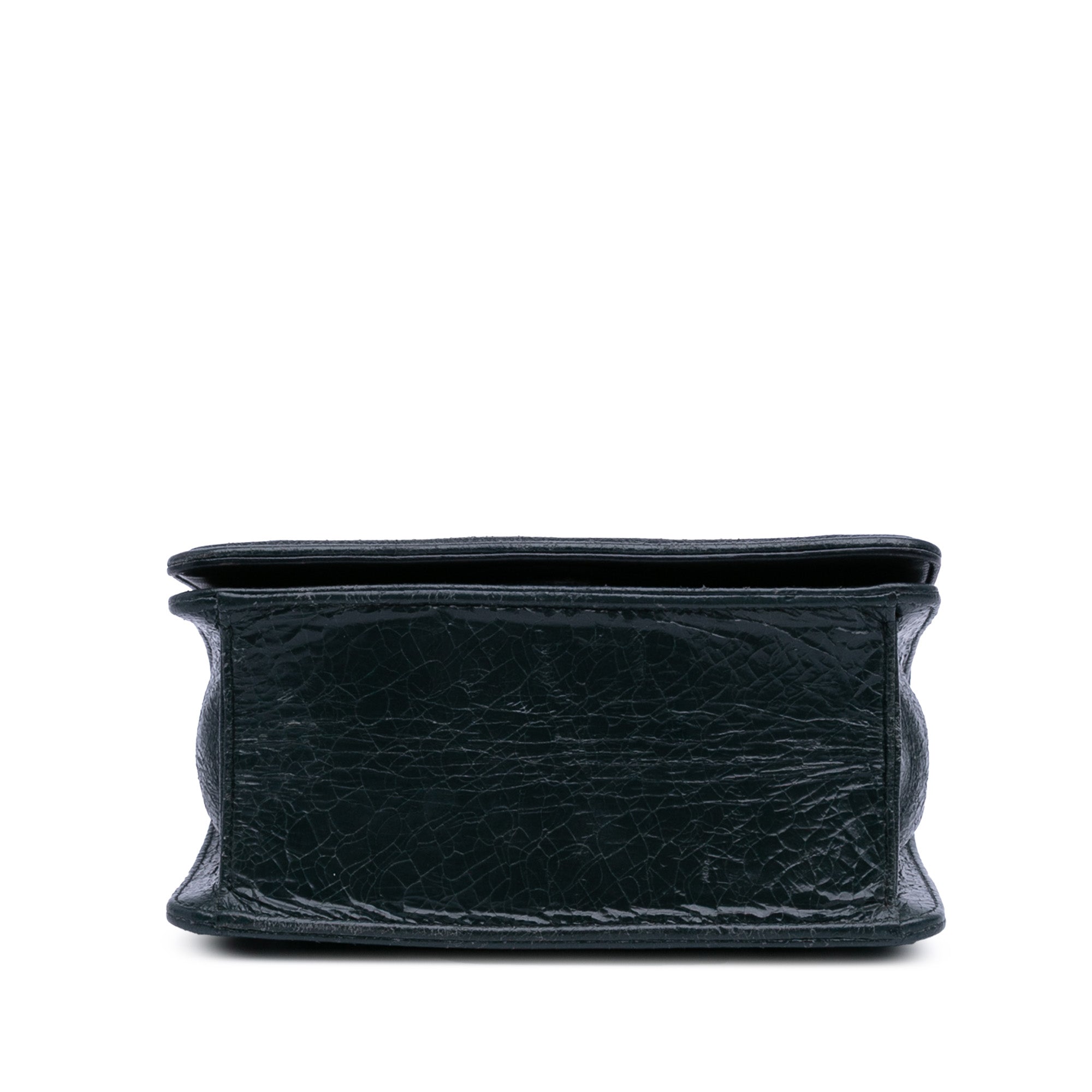 Mini Crackled Deerskin Diorama Flap