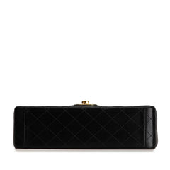 Maxi XL Classic Lambskin Single Flap_3