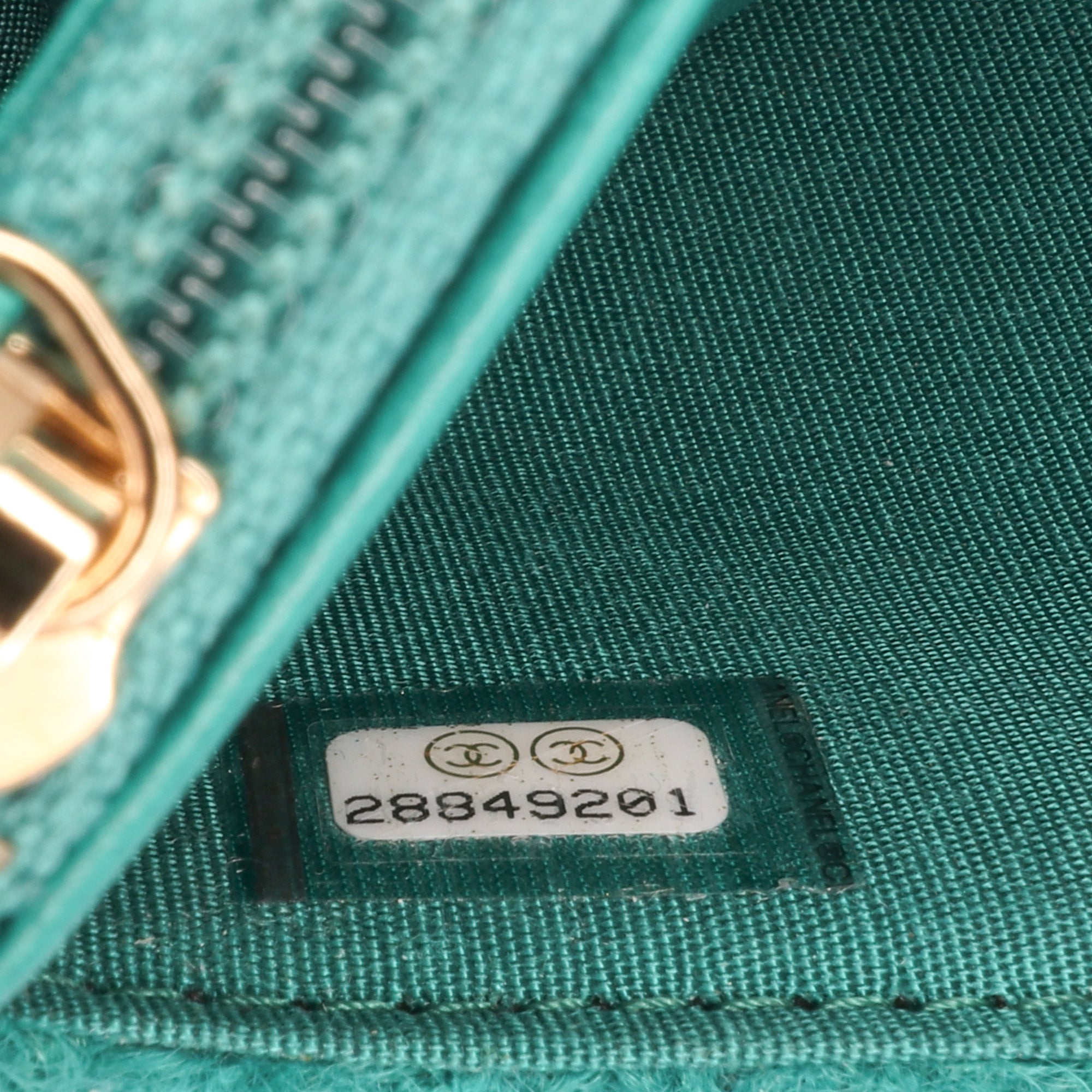 Tweed 19 Wallet On Chain