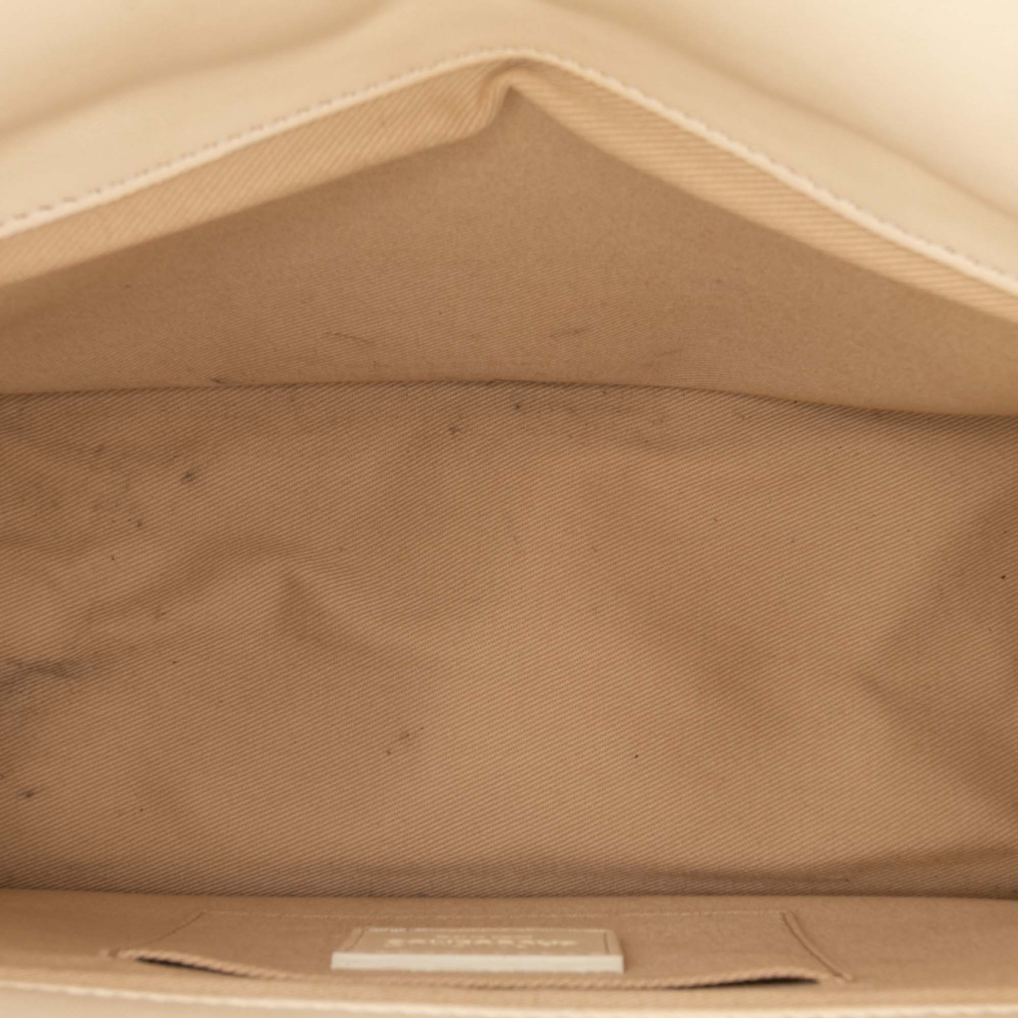 Smooth Calfskin La Pochette Rond Carre