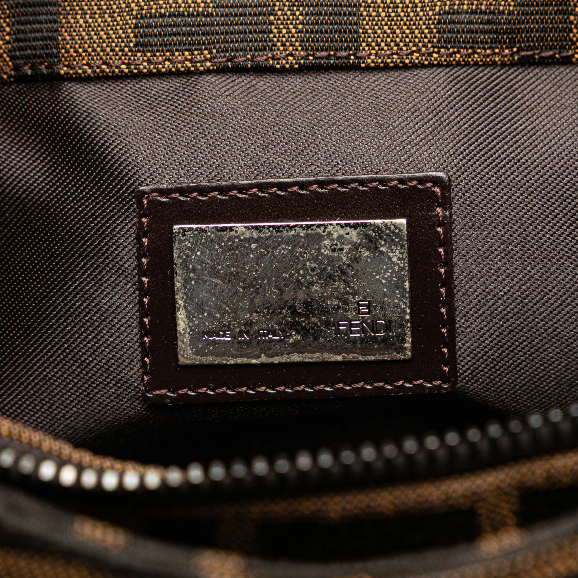 Zucca Canvas Shoulder Bag