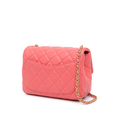 Mini Square Classic Lambskin Pearl Crush Single Flap