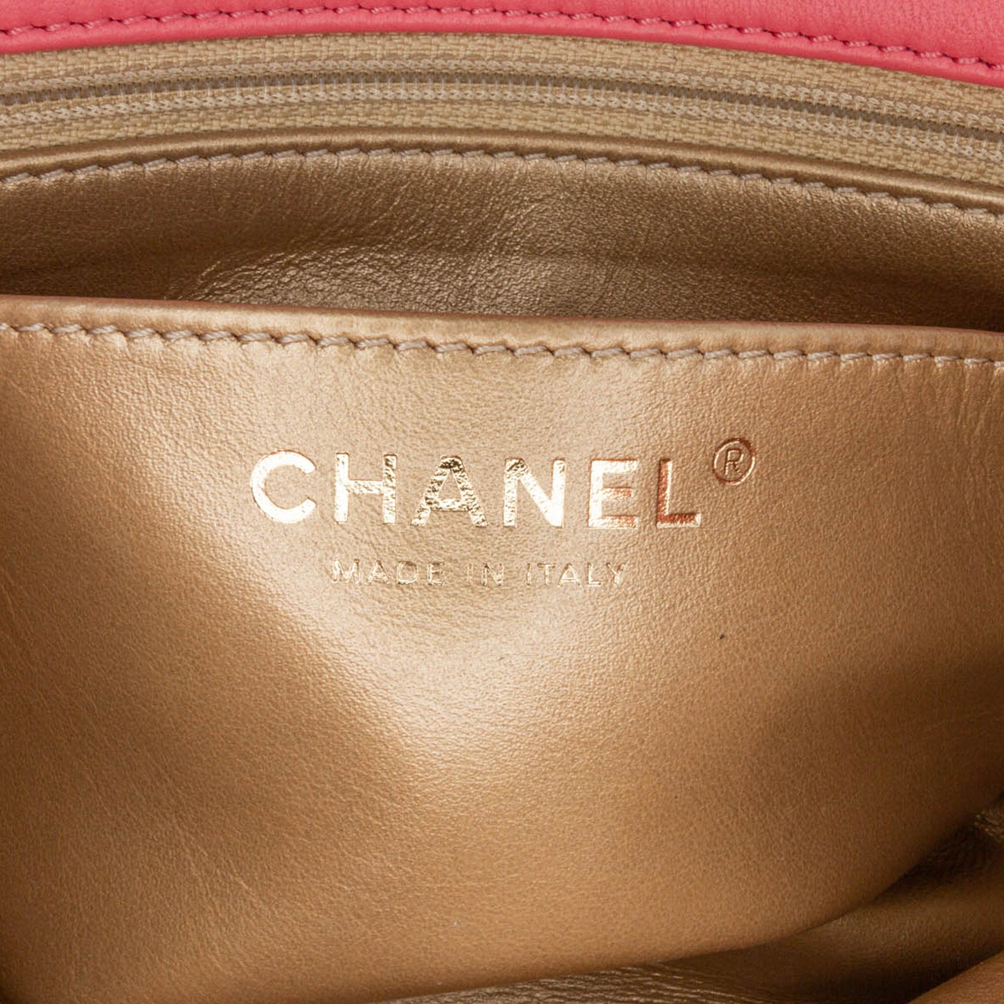 Mini Square Classic Lambskin Pearl Crush Flap