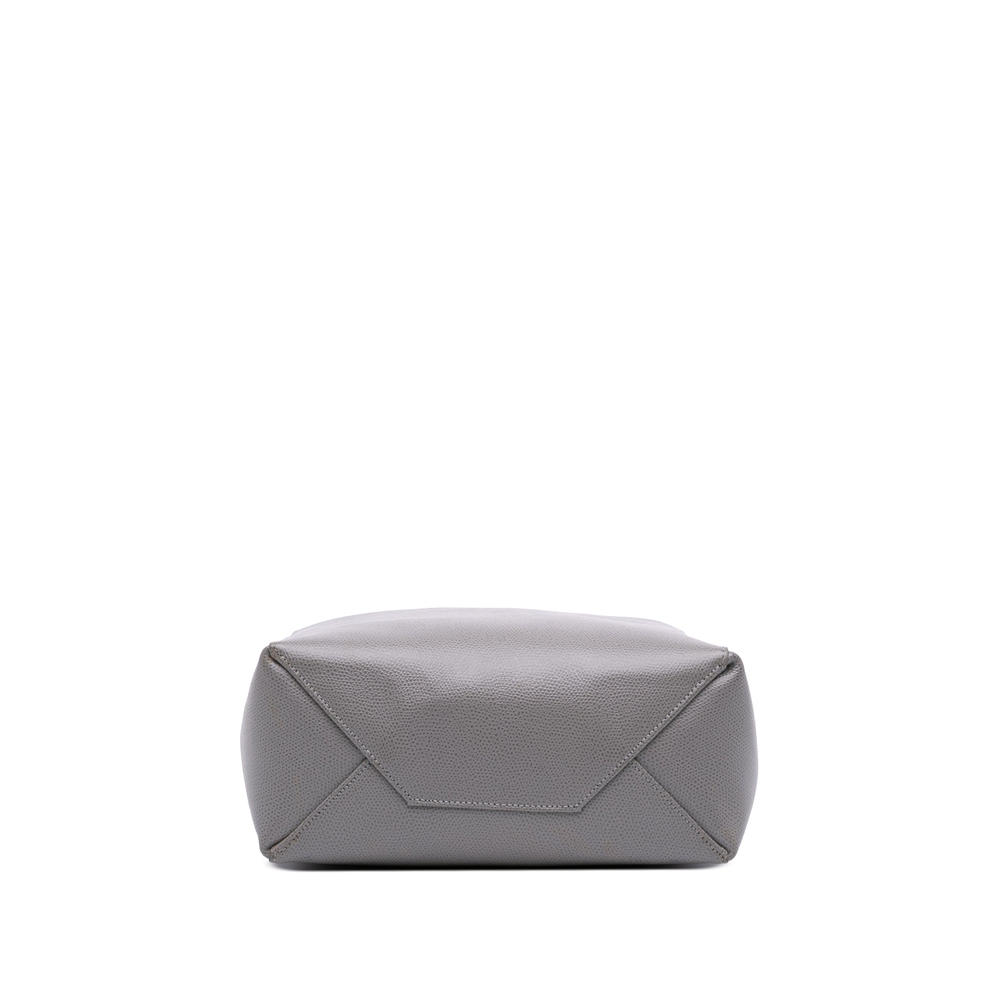 Small Grained Calfskin Vertical Cabas Tote