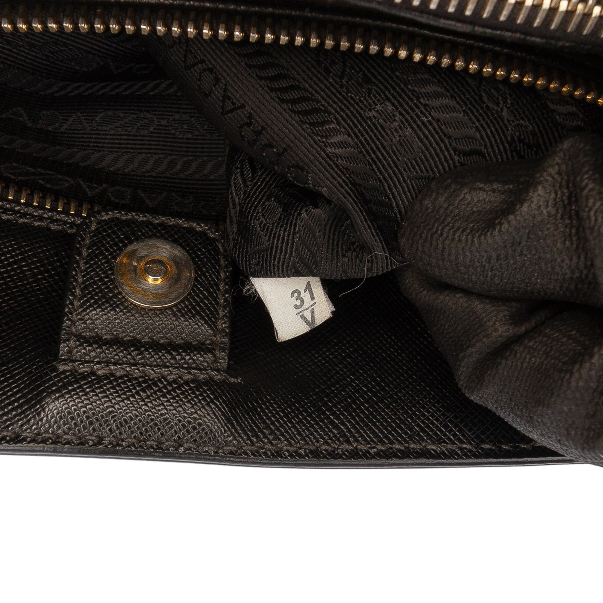 Medium Saffiano Lux Galleria Satchel
