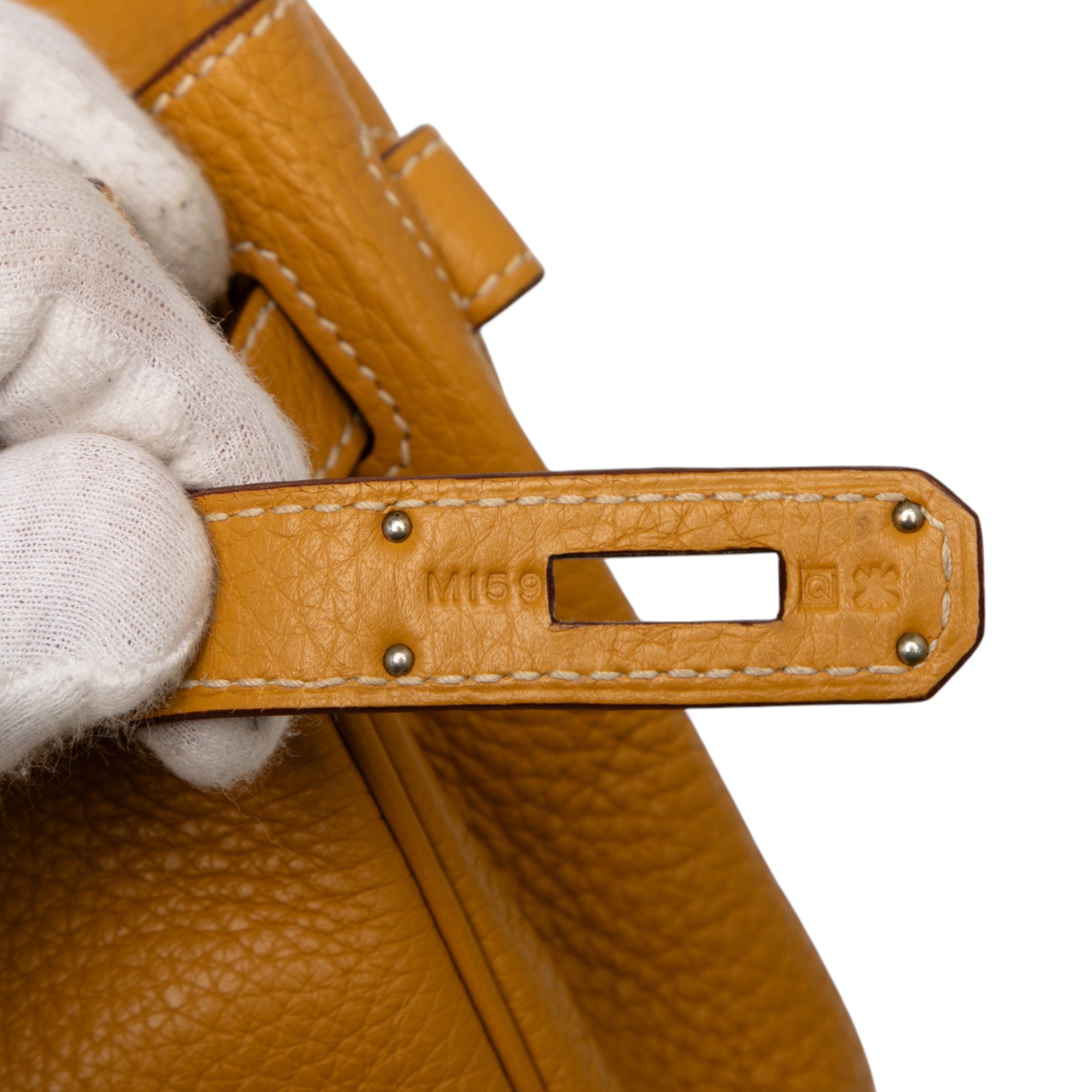 Clemence Kelly II Retourne 32