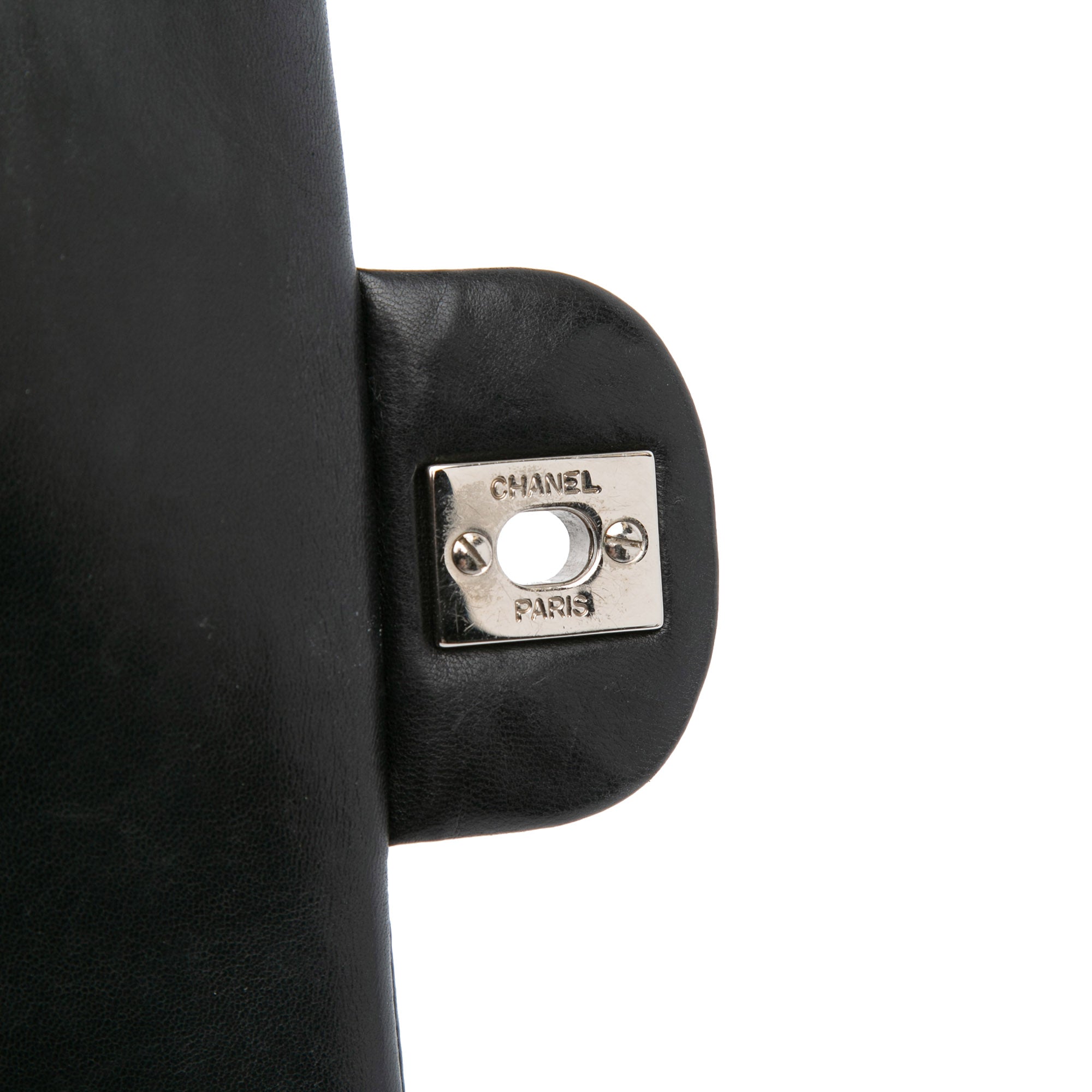 Medium Classic Lambskin Double Flap