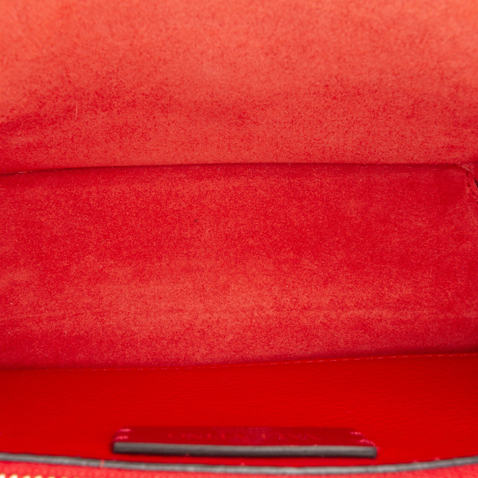 Small Grained Calfskin Rockstud Crossbody