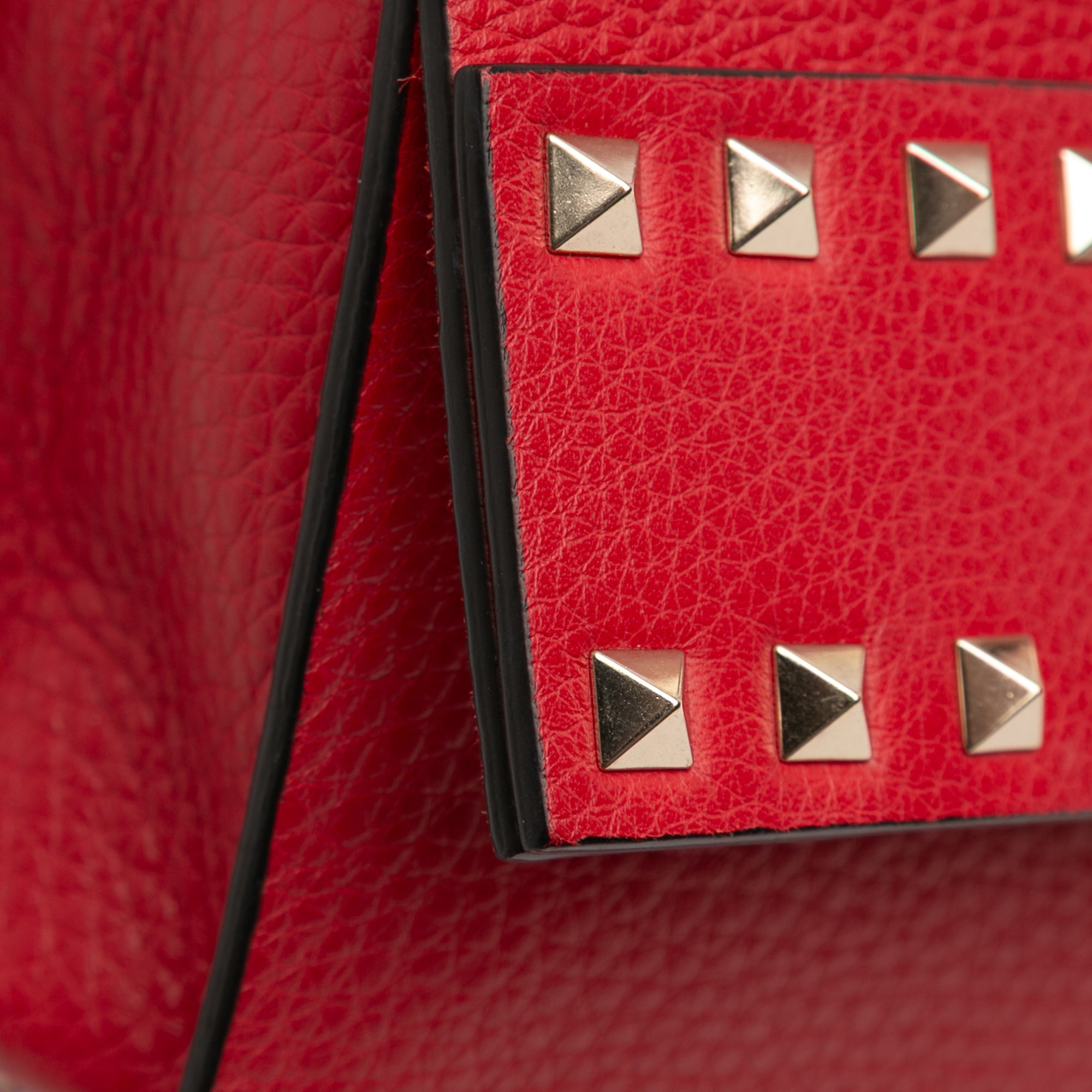 Small Grained Calfskin Rockstud Crossbody