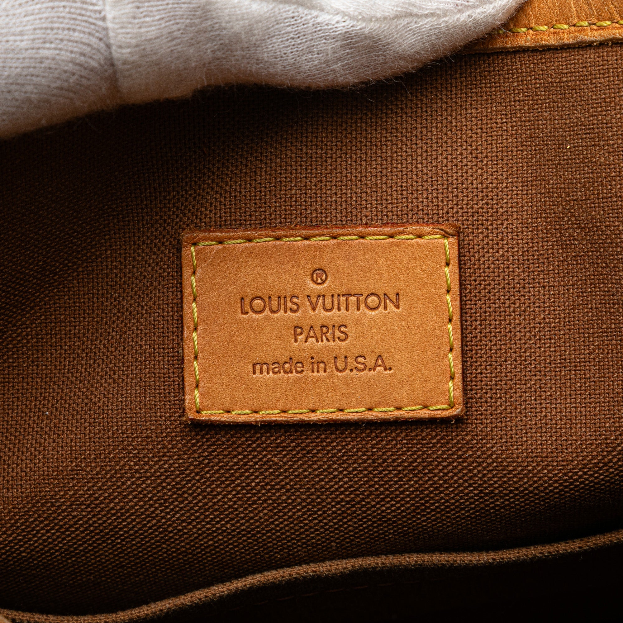 Monogram Batignolles Vertical PM