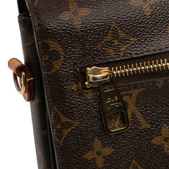 Monogram Pochette Metis